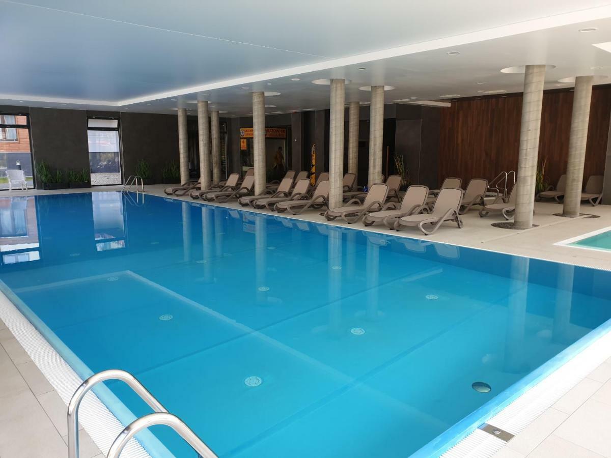 Apartament Z Basenem Laura Polanki Park Apartman Kołobrzeg Kültér fotó